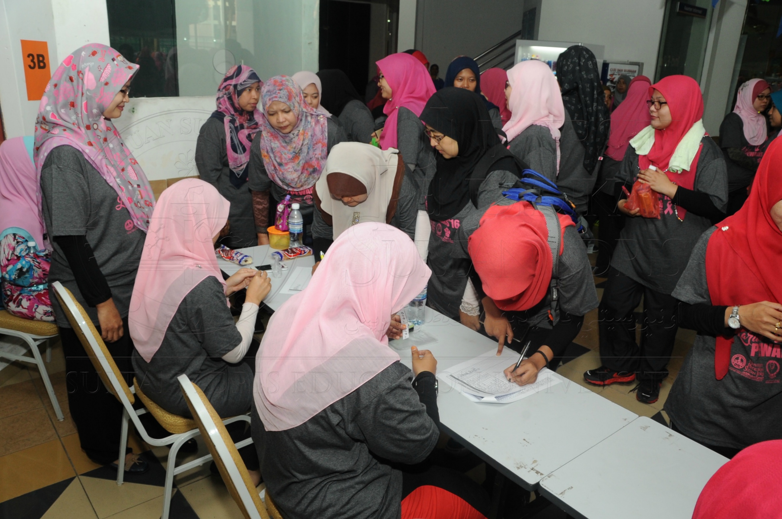 PRO 16 69 Karnival Pewaris 2016   UPSIHAS 8165